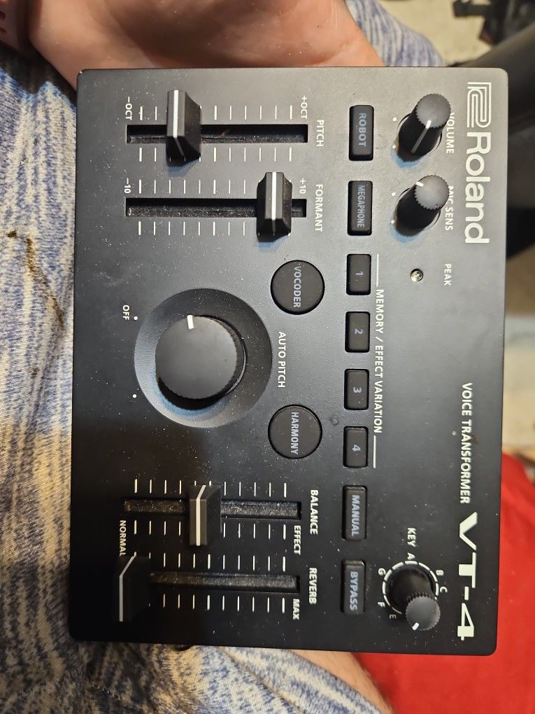 Roland VT-4 Voice Transformer