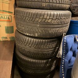 Five Tires With 22 Inch Rims