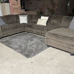 Beautiful  Brown Seccional 