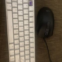 Razor Hunts Man Mini 