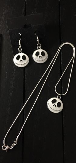 20” Silver Plated Necklace/ Earrings Set (Nightmare Before Christmas/Jack Skellington)