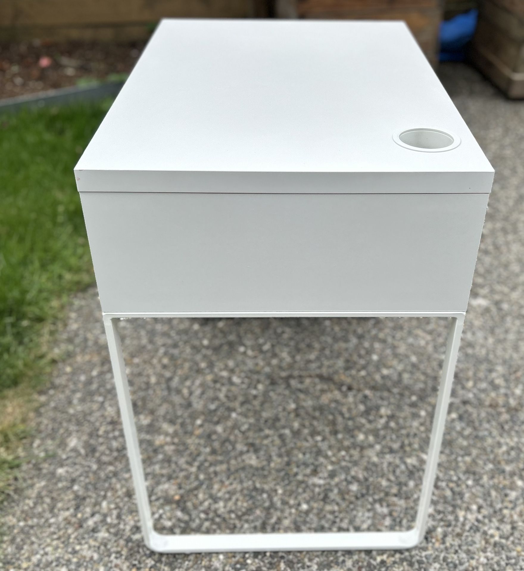 Ikea MICKE Desk