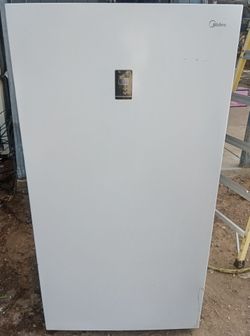 Midea Upright Freezer for Sale – Great Condition