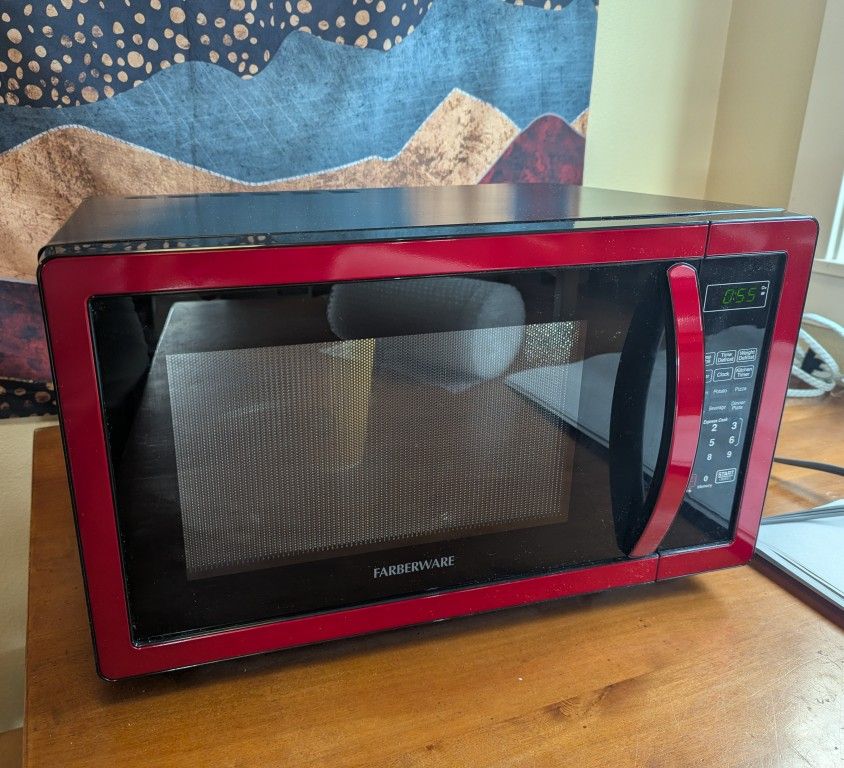 Farberware red microwave