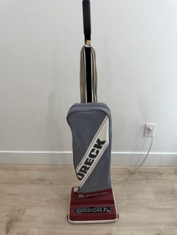 Oreck XL  XL2400RS Upright Vacuum Cleaner Lightweight Working Extended Life