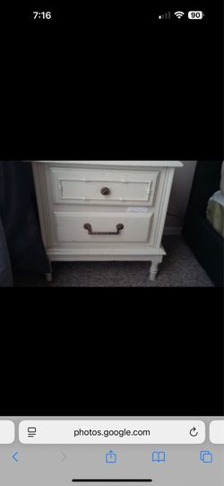 Moving sale