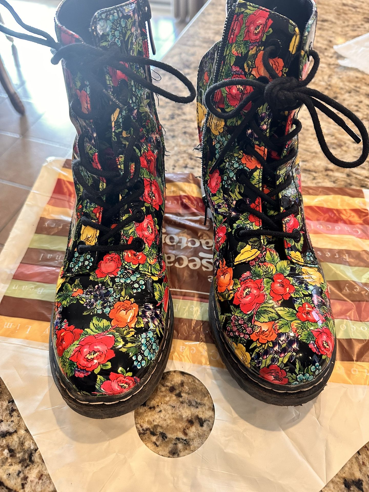 Boots Size 7