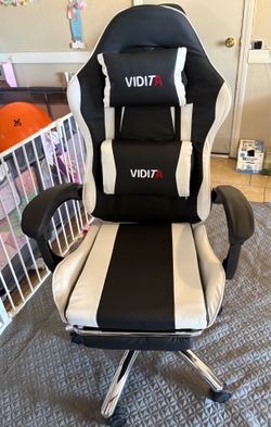 Gaming chair