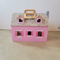 MELISSA & DOUG Pink wooden playhouse