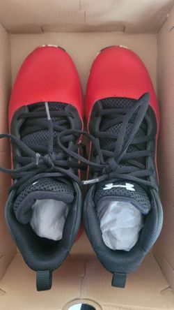 UNDER ARMOUR Boys Shoes 