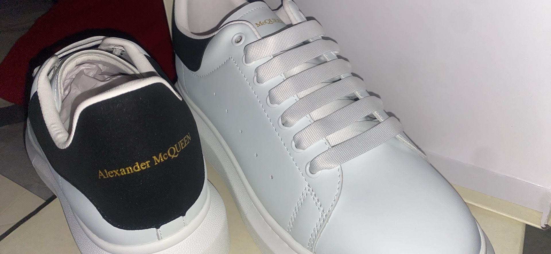 Authentic Alexander Mqueen