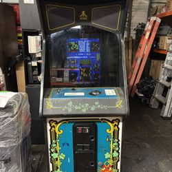 Millipede Arcade Game 