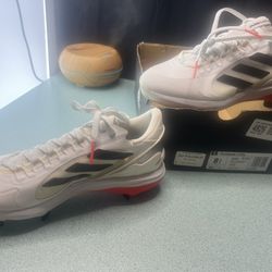 ADIDAS  WOMENS PURE HUSTLE 2 ELITE SOFTBALL CLEATS SIZE 8.5