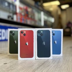 iPhone 13 (Unlocked For Any Company)