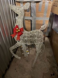 Large Wire Reindeer Christmas Decoration