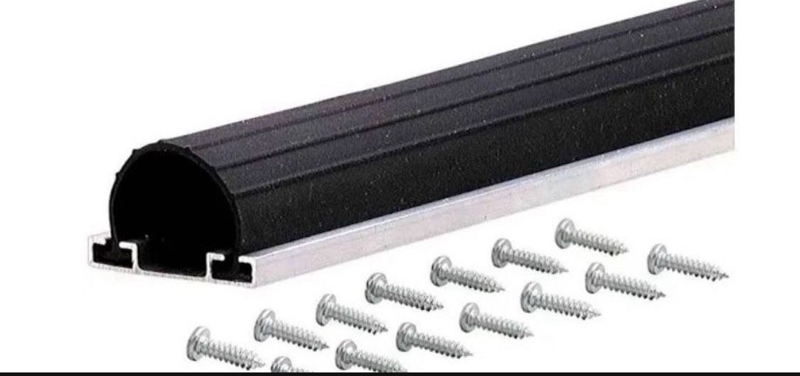 M-D Black Aluminum/Vinyl Weatherstrip For Garage Doors 9 ft. L X 3/4in.