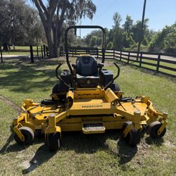 2021 Hustler Súper 104 Zero Turn 