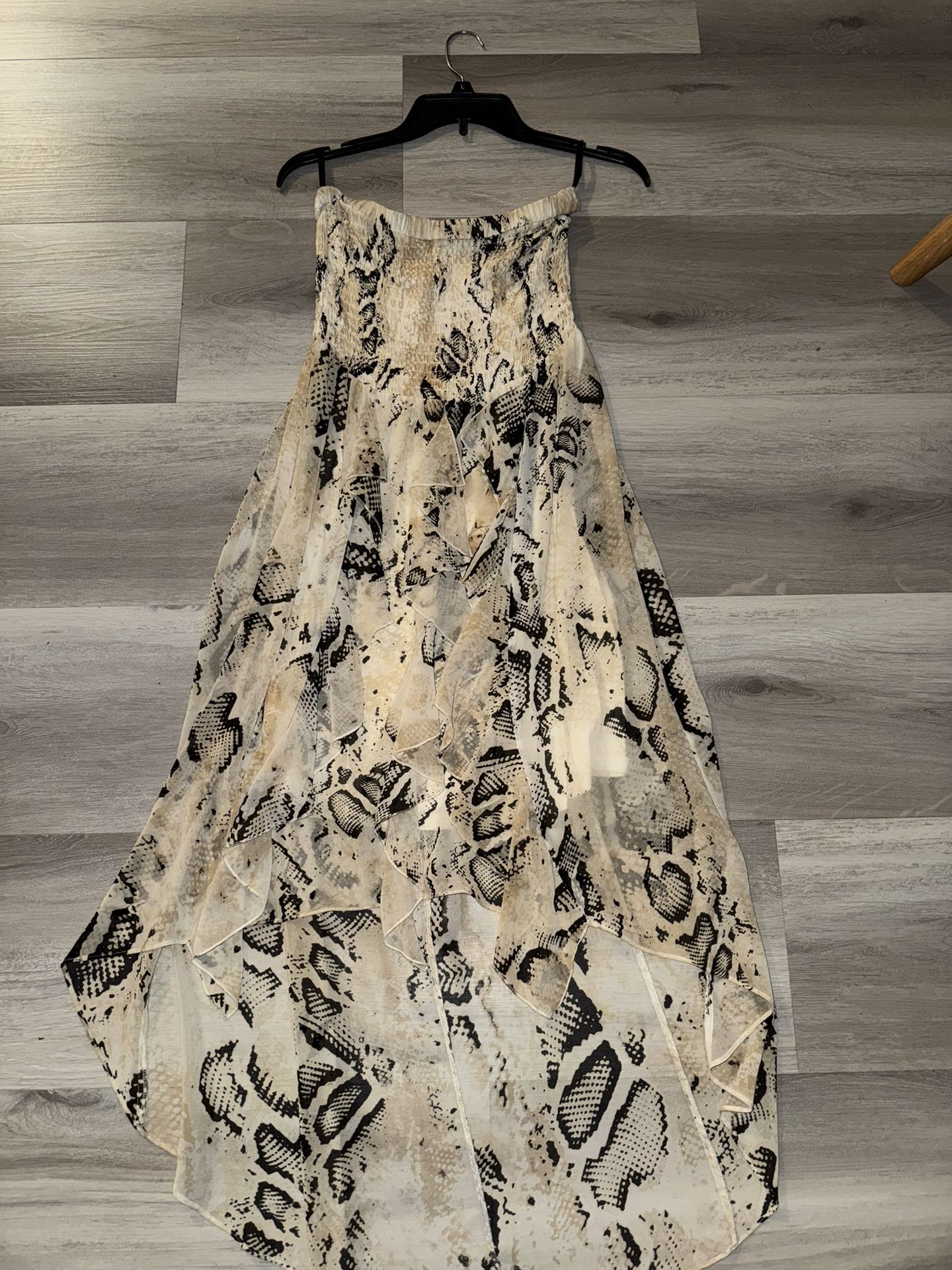 Bebe dress (Snakeskin print ) Strapless