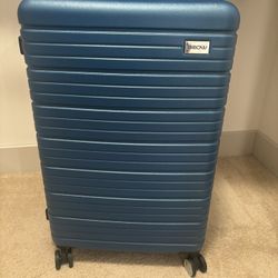 BEOW Suitcase 