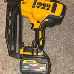 Dewalt Cordless Finish Nailer 16GA 2.0