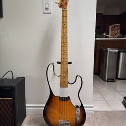 Fender (MIC) ‘51 P-Bass Partscaster - Sunburst 