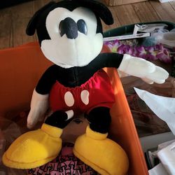 Huge 2' Mickey Mouse stuffed animal Walt Disney World 