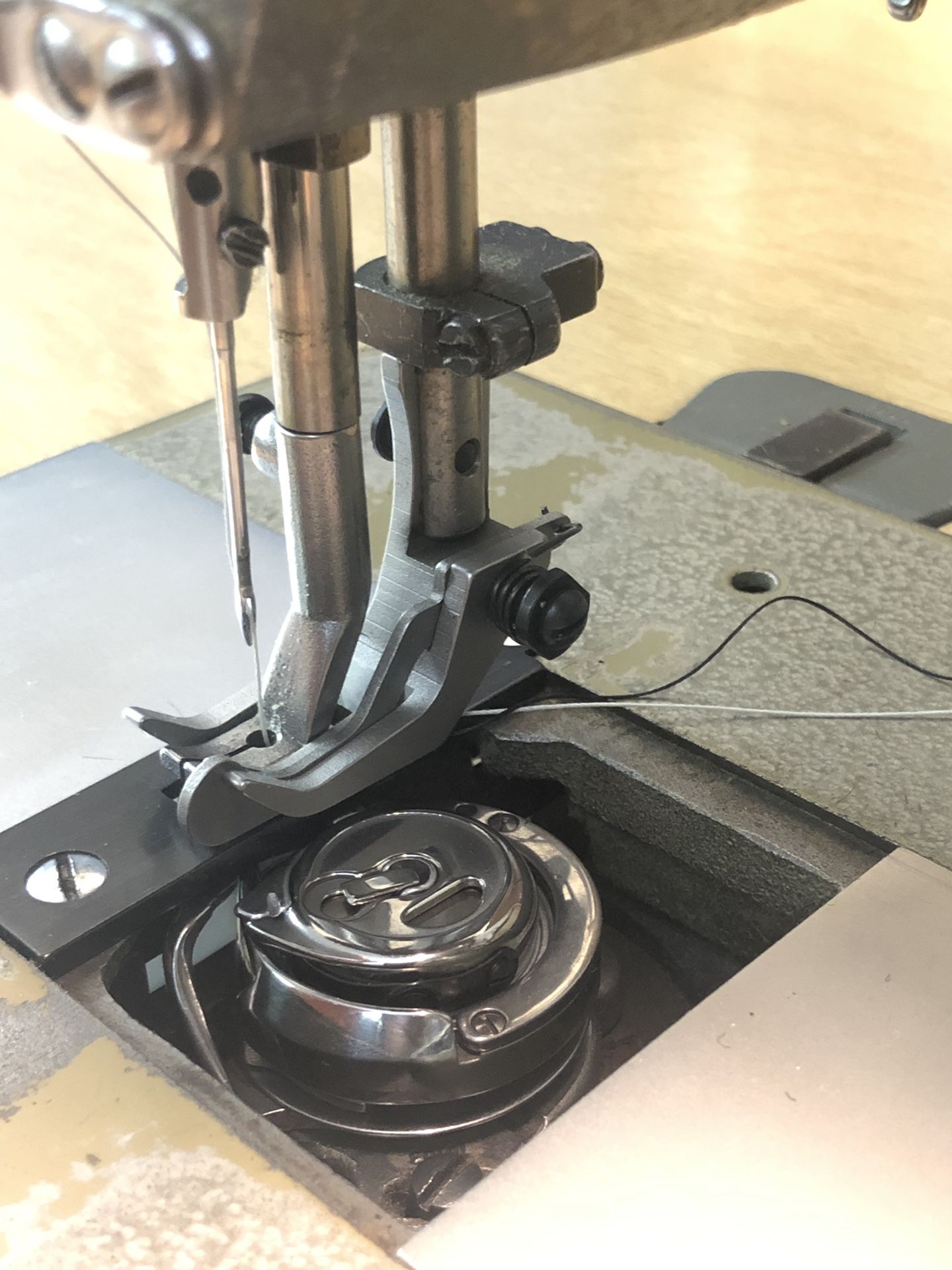 PFAFF 145 H3 Industrial Walking Foot Leather Upholstery Sewing Machine