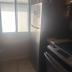 6ft refrigerator