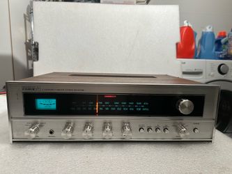 Vintage Fisher 2 Channel AM/FM Stereo Receiver Model: 143-(contact info removed)0 Wood Case