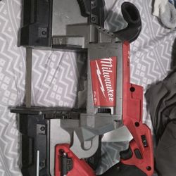 Milwaukee Band Saw