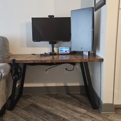 VINEXT Desk