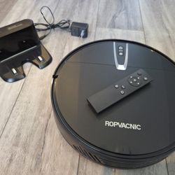 Robot Vacuum – App Control – Like New