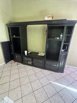  Entertainment Center