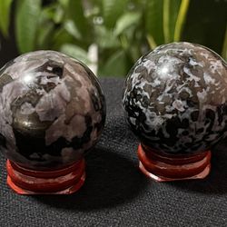 Indigo Gabbro Spheres