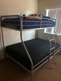 Full/twin Bunk bed frame