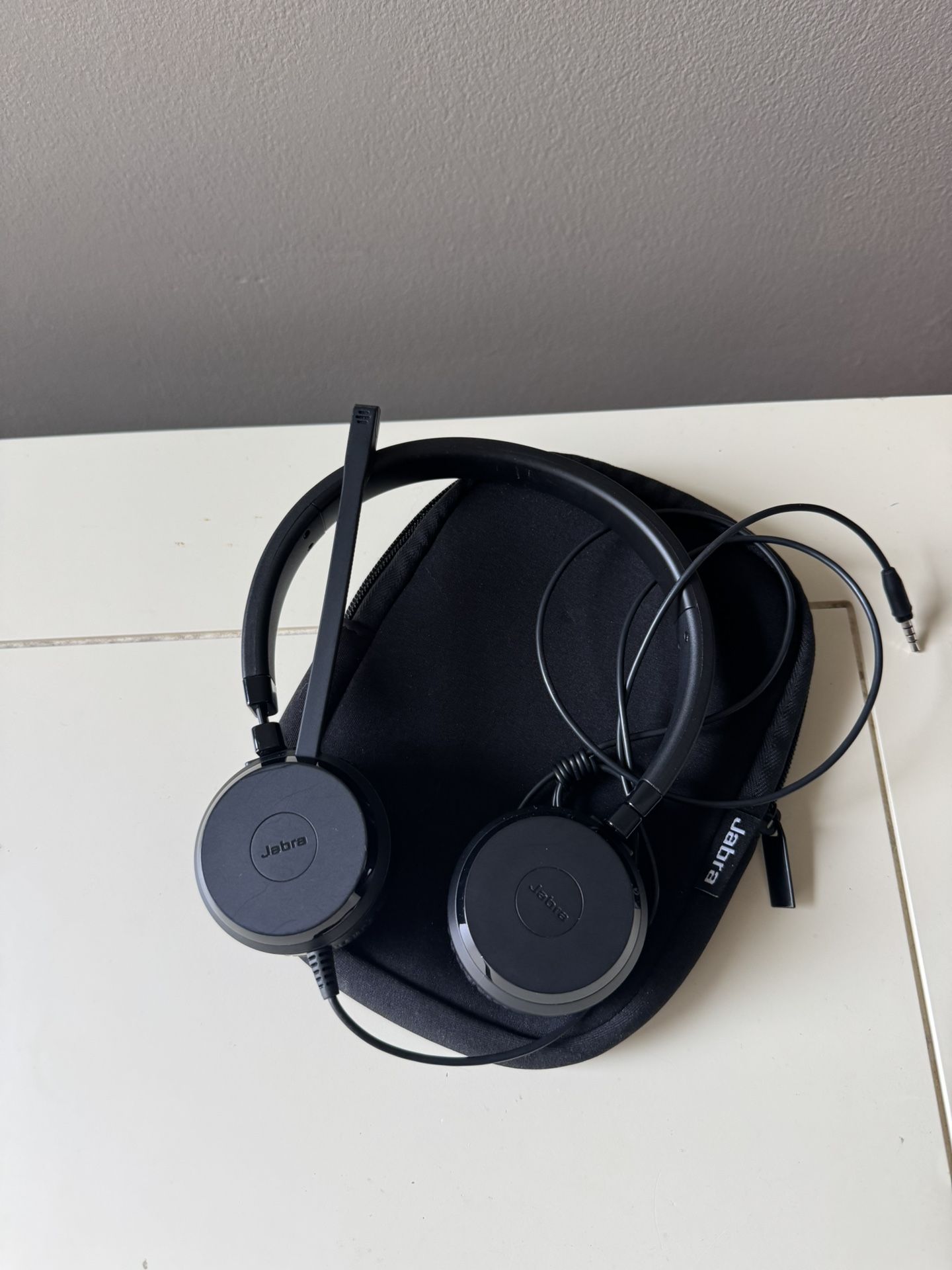 Jabra Evolve 30 II Wired Headset, Stereo, UC-Optimized – Telephone Headset with Superior Sound for C