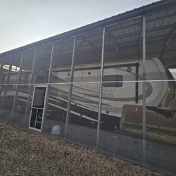 2016 Crossroads 38 Ft 5th Wheel Trailer 