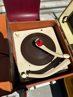1950s record player yes it works