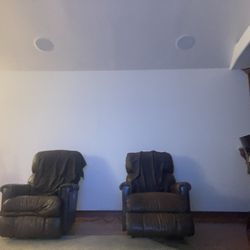 Two La-Z-Boy Recliners