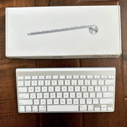 Apple Wireless Keyboard