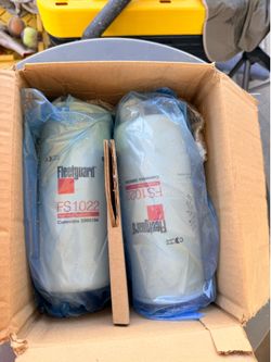 Fleetguard FS 1022 filters