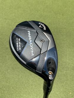 Callaway Paradym super hybrid 21* demo on real grass at the GolfLAB