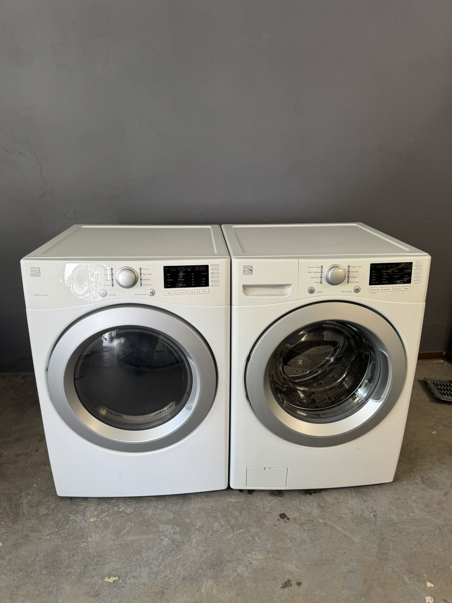 Kenmore Front Load Washer And Gas Dryer Set