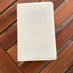 PRECIOUS MOMENTS BIBLE