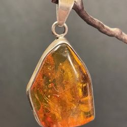 Vintage Sterling Silver Baltic Amber Pendant