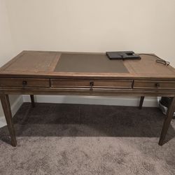 Modern Office Desk