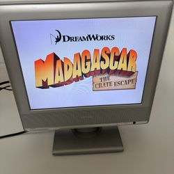 TOSHIBA 15DL15 15" LCD Flat Panel TV/AV/SVideo