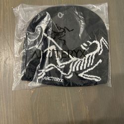 Arcteryx black beanie