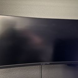 Curved Gaming Monitor