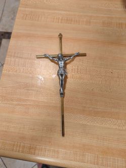 Metal cross